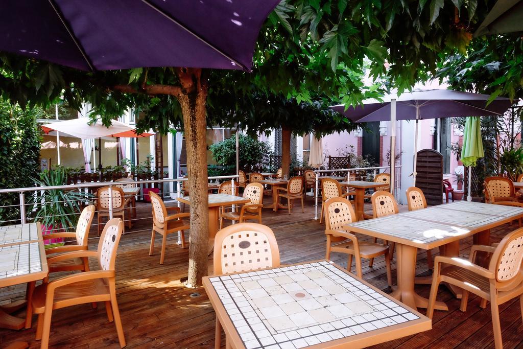 Hotel Pedussaut سان جودُ المظهر الخارجي الصورة