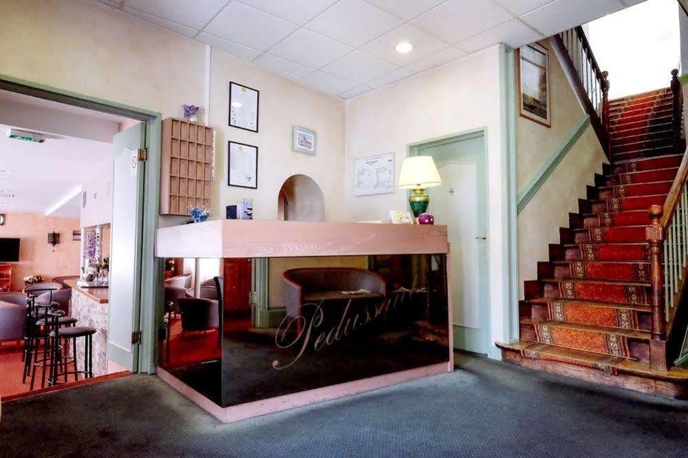 Hotel Pedussaut سان جودُ المظهر الخارجي الصورة