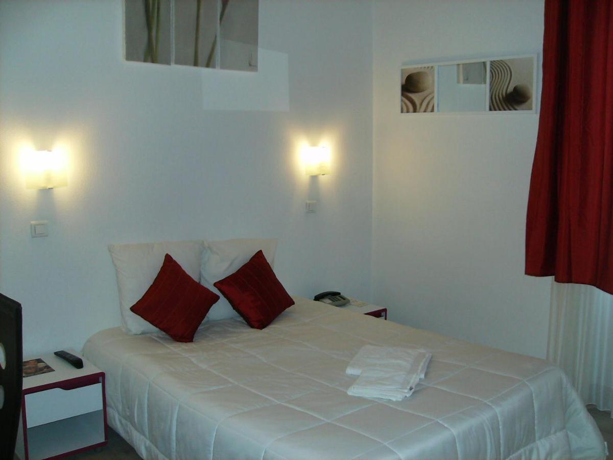 Hotel Pedussaut سان جودُ المظهر الخارجي الصورة